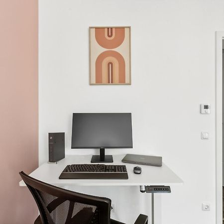 Elegant & Bright ~ Near Schalke 04 ~ Office ~ Free Parking! Apartment Gelsenkirchen Luaran gambar